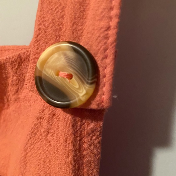 Coco and Main soft peach 🍑 short romper - Picture 3 of 4